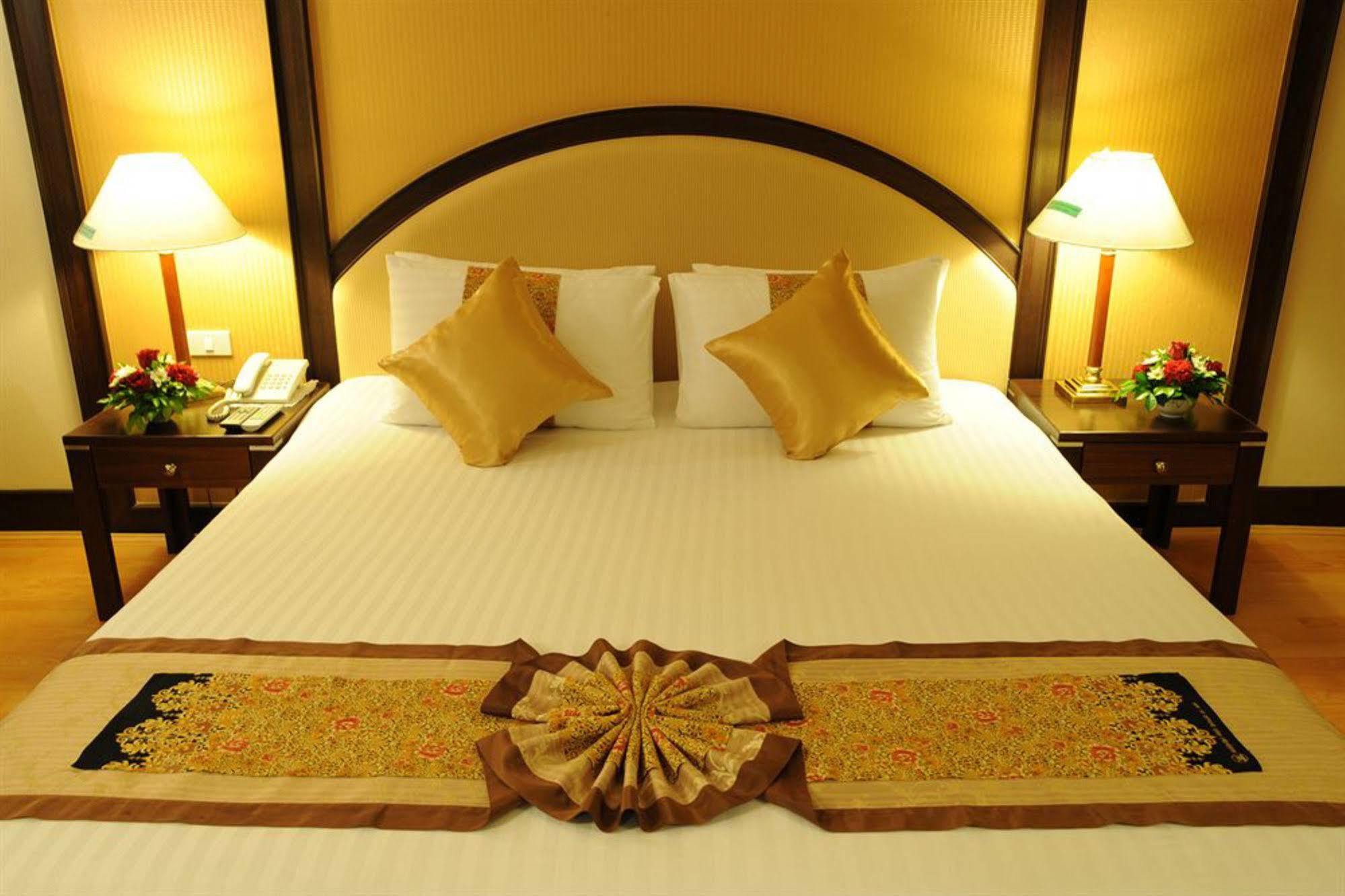 New Season Hotel Hat Yai Eksteriør bilde