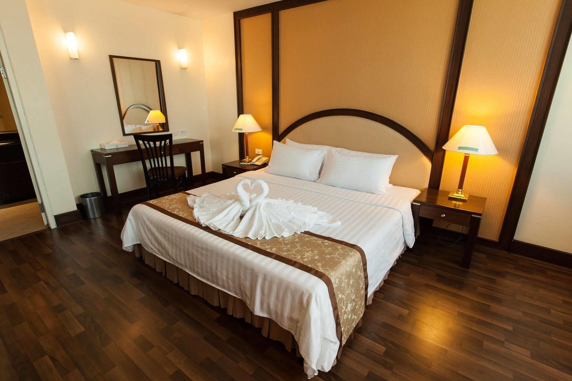 New Season Hotel Hat Yai Eksteriør bilde